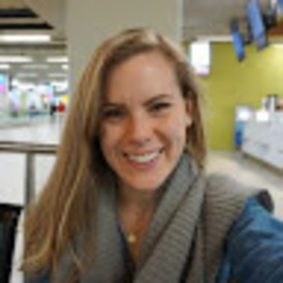 Meet your Posher, Emily - Picture 1 of 1